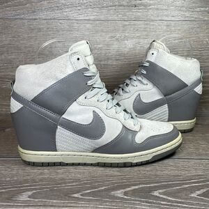 Nike Dunk Sky Hi Canyon Gray Suede Leather Women’s Sz 9.5 Hidden Wedge Sneakers